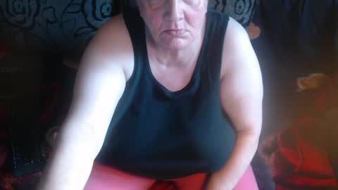 Snapshot of new_milf chatting on 07.02.26 Lilly online show from 07.02.26