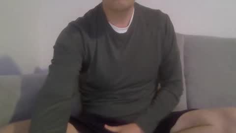 newduser06 online show from 02.17.26