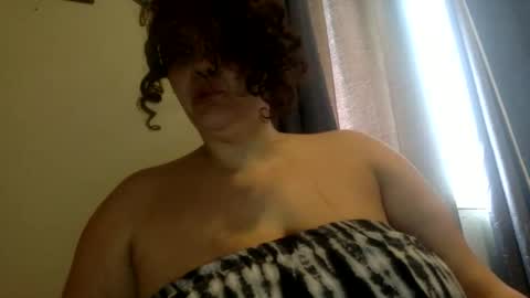 Snapshot of newfiebbw chatting on 05.15.26 Ms. Natural online show from 05.15.26