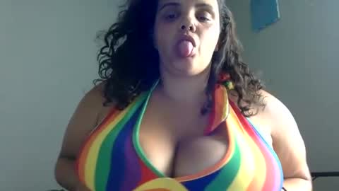 Snapshot of newfiebbw chatting on 07.08.26 Ms. Natural online show from 07.08.26