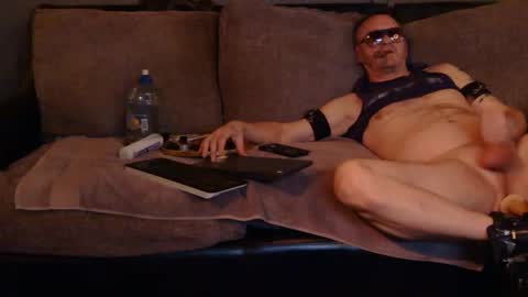 Snapshot of newfun11 chatting on 02.25.26 newfun11 online show from 02.25.26