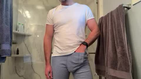 newguy_097 online show from 02.15.26