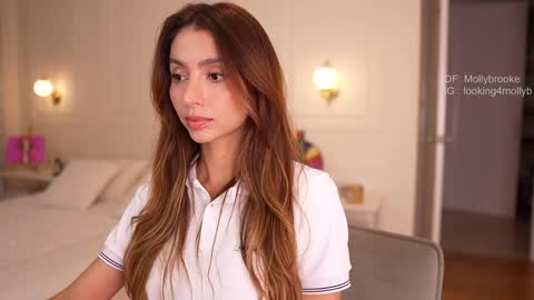 Snapshot of newmollybrooke chatting on 02.25.26 all my links Here online show from 02.25.26