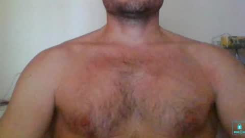 Snapshot of newtyguy90 chatting on 12.12.24 newtyguy90 online show from 12.12.24