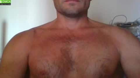 Snapshot of newtyguy90 chatting on 09.24.25 newtyguy90 online show from 09.24.25