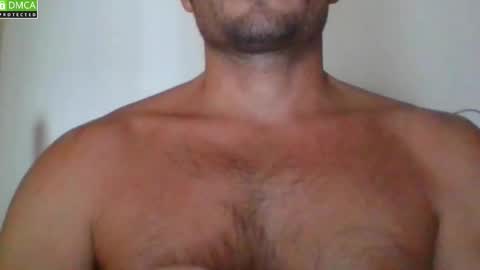 Snapshot of newtyguy90 chatting on 09.29.25 newtyguy90 online show from 09.29.25