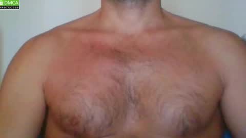 Snapshot of newtyguy90 chatting on 09.30.25 newtyguy90 online show from 09.30.25