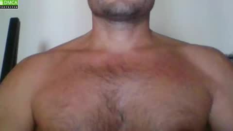 Snapshot of newtyguy90 chatting on 10.15.25 newtyguy90 online show from 10.15.25