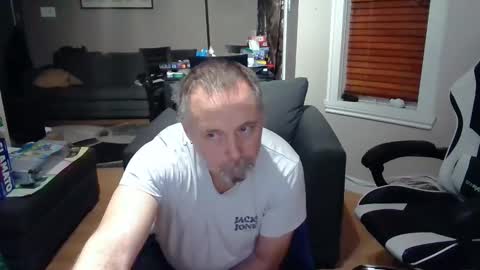 NewWorld online show from 01.05.25