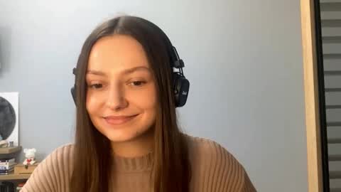 Agne online show from 10.24.25