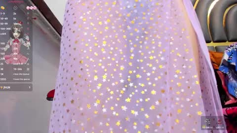 NEZUKO MITSURI online show from 02.01.25