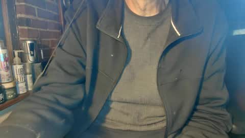 Snapshot of nfgwholoves2cum chatting on 01.15.25 NFG Nice Friendly Guy Dick online show from 01.15.25