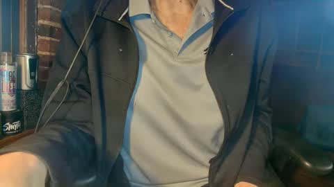 Snapshot of nfgwholoves2cum chatting on 01.31.25 NFG Nice Friendly Guy Dick online show from 01.31.25