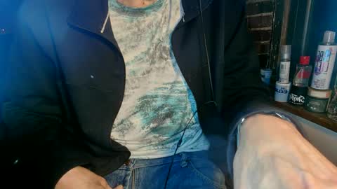 Snapshot of nfgwholoves2cum chatting on 02.27.25 NFG Nice Friendly Guy Dick online show from 02.27.25