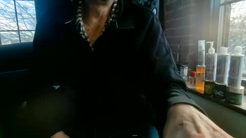 Snapshot of nfgwholoves2cum chatting on 03.09.25 NFG Nice Friendly Guy Dick online show from 03.09.25