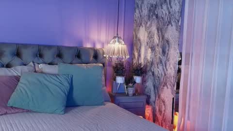 Nia online show from 12.16.25