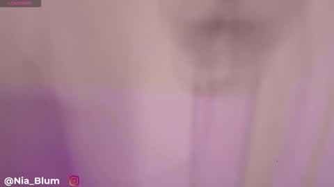 Nia Blum online show from 01.07.26