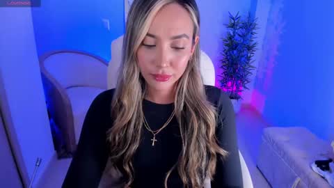 Nia  online show from 10.03.25