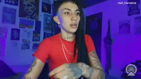 Snapshot of niahhierodula chatting on 06.24.26 niah online show from 06.24.26