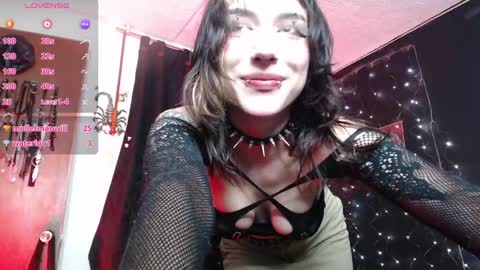 Snapshot of niakat_ chatting on 03.04.25 niakat online show from 03.04.25