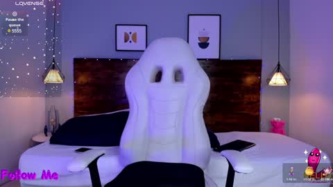 Niall  online show from 02.04.25