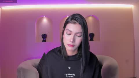 Call me Nia  online show from 09.22.25