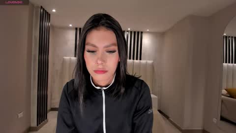 Call me Nia  online show from 09.28.25