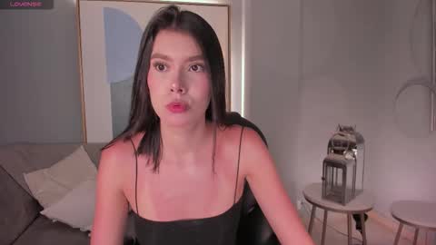 Call me Nia  online show from 03.24.26