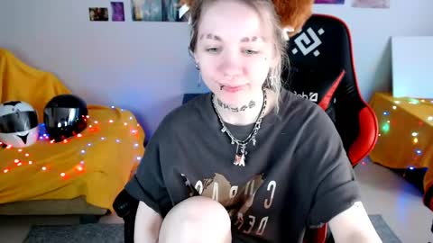 nica_kawaii online show from 05.22.26