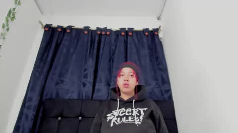 Snapshot of nicecherry_ chatting on 01.13.25 Michell online show from 01.13.25