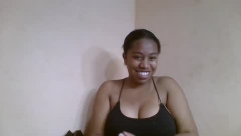 Snapshot of nicelly01 chatting on 06.17.26 nicelly01 online show from 06.17.26
