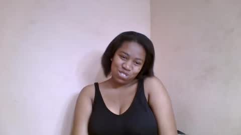 Snapshot of nicelly01 chatting on 06.27.26 nicelly01 online show from 06.27.26