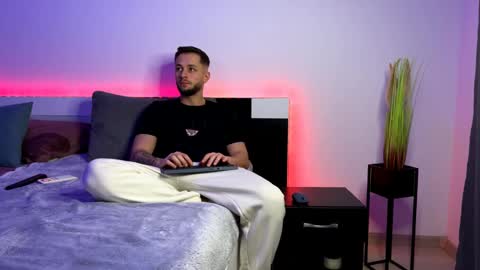 Nicholassx online show from 03.12.25