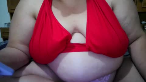 Snapshot of nicholle chatting on 07.14.26 Nicholle online show from 07.14.26