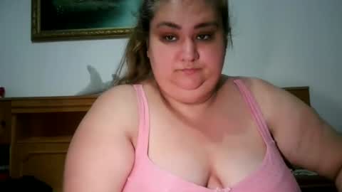 Snapshot of nicholle chatting on 07.14.26 Nicholle online show from 07.14.26