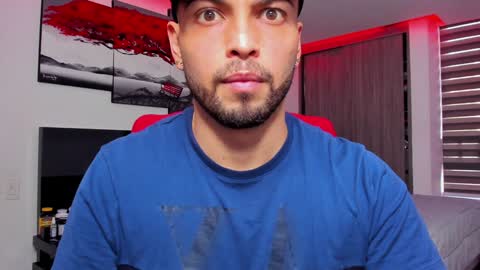 Snapshot of nick_klaus chatting on 01.14.25 Nick Klaus online show from 01.14.25