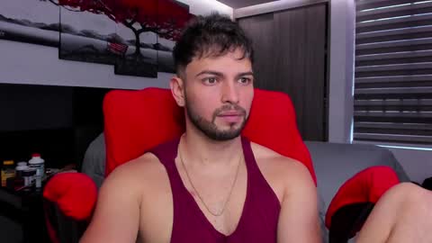 Snapshot of nick_klaus chatting on 01.16.25 Nick Klaus online show from 01.16.25