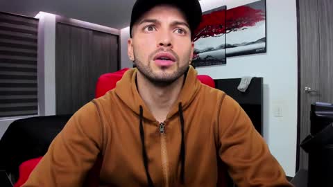 Snapshot of nick_klaus chatting on 02.24.25 Nick Klaus online show from 02.24.25