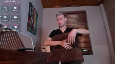 Nick  online show from 11.03.25