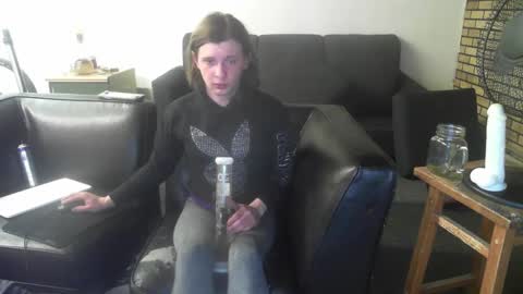 Snapshot of nickie42082 chatting on 02.16.25 nickie42082 online show from 02.16.25