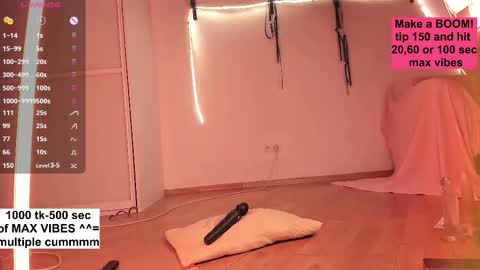 Karolina online show from 11.18.25