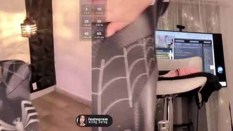 Nicky online show from 10.25.25