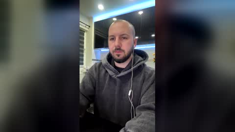 Snapshot of nickolas22 chatting on 02.16.26 Julian online show from 02.16.26