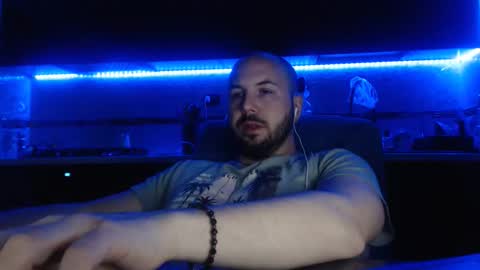 Julian online show from 04.07.26