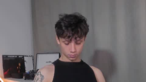 Snapshot of nicky_neal chatting on 12.12.24 Nicky Neal online show from 12.12.24