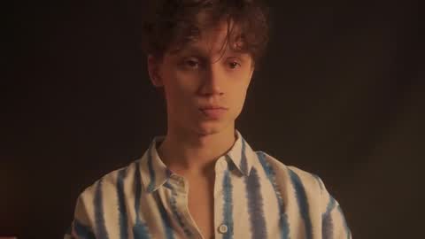 Snapshot of nicky_neal chatting on 02.13.25 Nicky Neal online show from 02.13.25