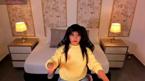 Snapshot of nicky_peyton chatting on 09.19.25 Nicky online show from 09.19.25