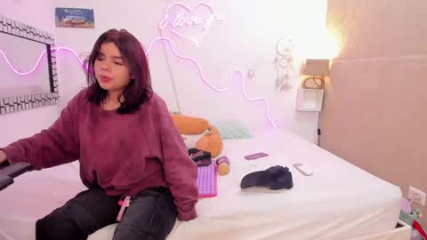 nicky_teem online show from 12.05.24