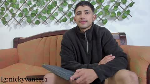 Snapshot of nicky_vance chatting on 12.24.24 nicky online show from 12.24.24