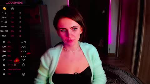 Nicky Weekends online show from 02.28.25